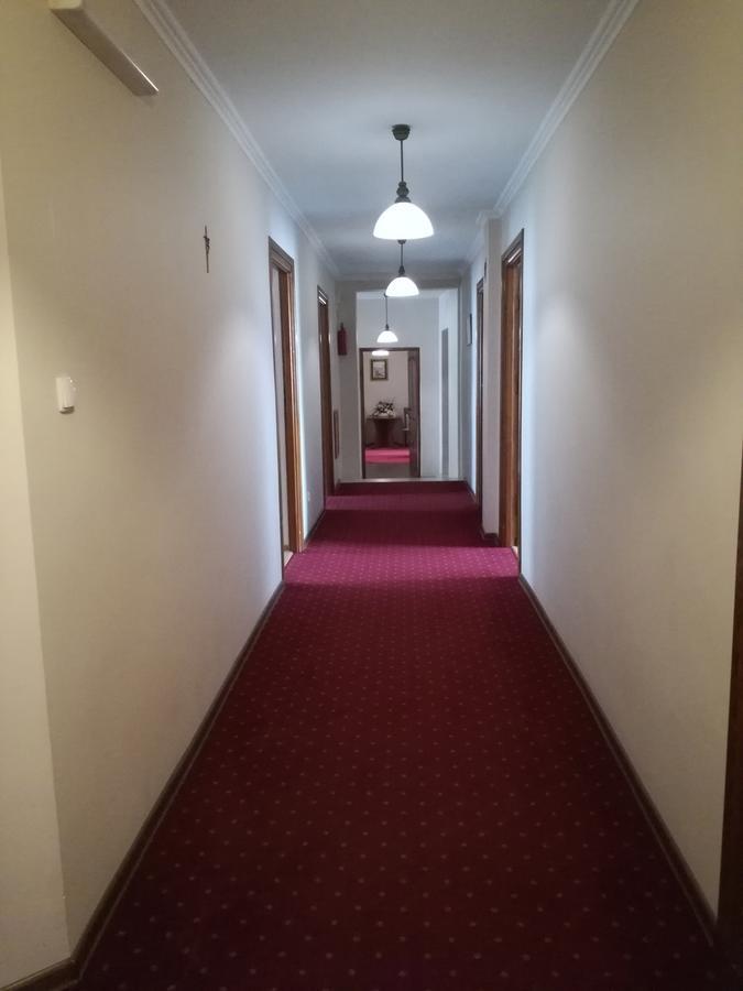 Hotel Srodmiejski Kielce Bagian luar foto