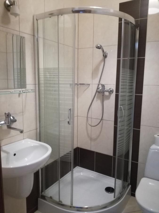 Hotel Srodmiejski Kielce Bagian luar foto