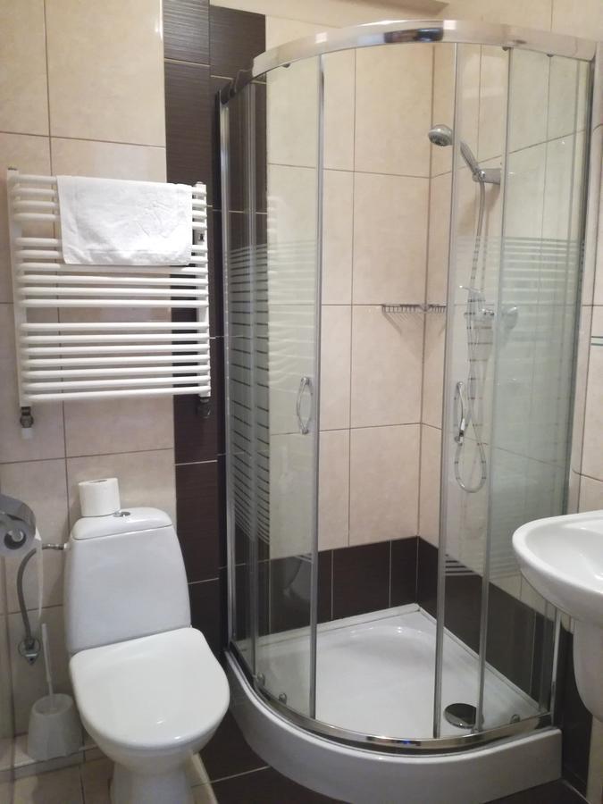 Hotel Srodmiejski Kielce Bagian luar foto